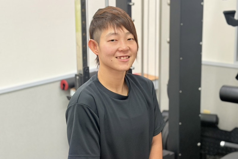 永山トレーナー